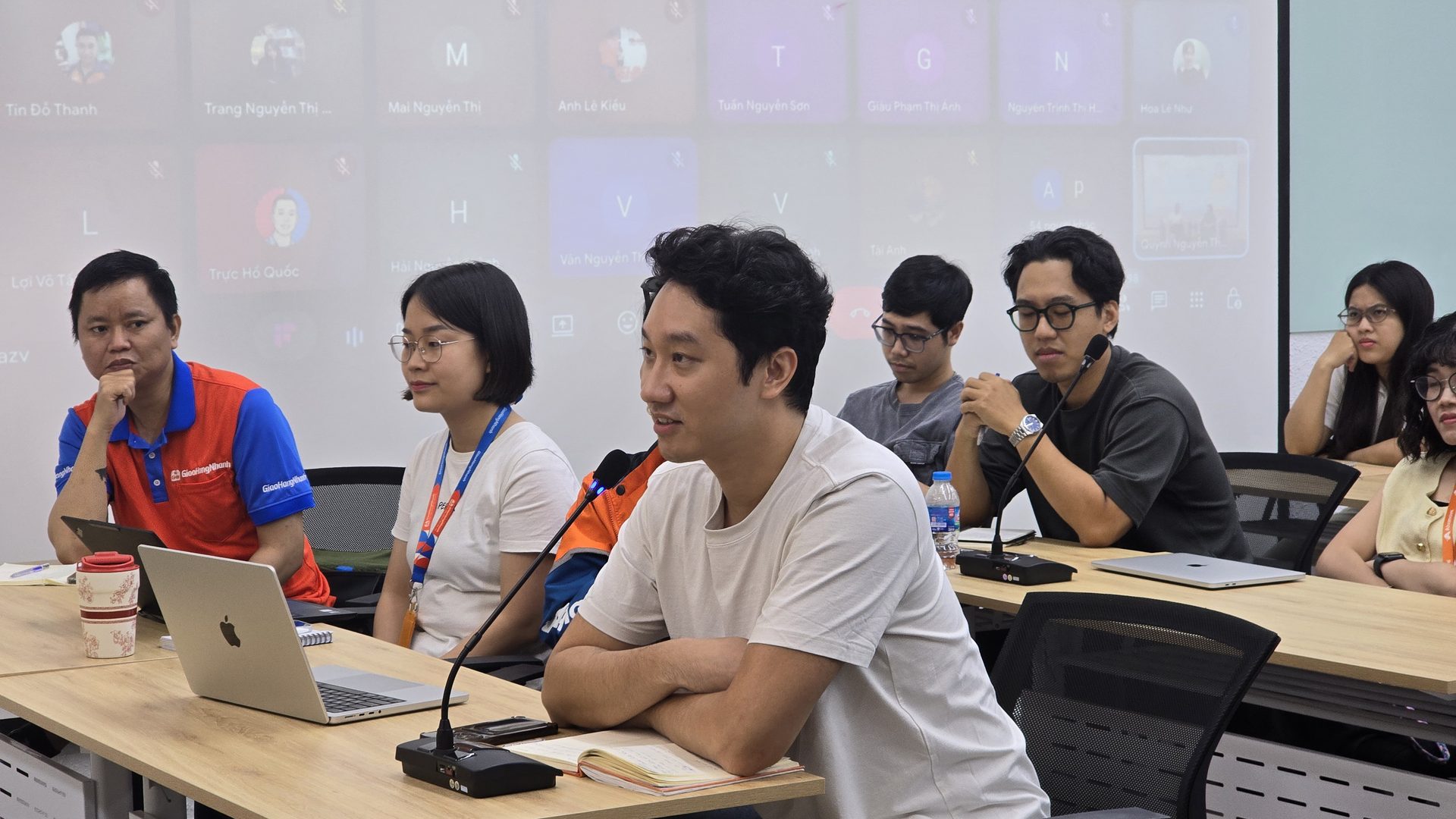 Leaders Talk — khoảnh khắc 2