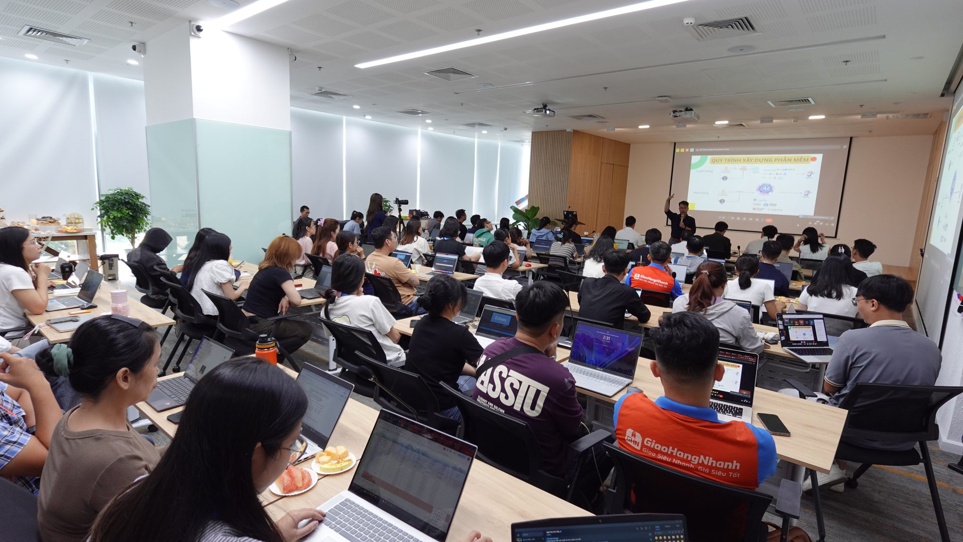 Leaders Talk — khoảnh khắc 4